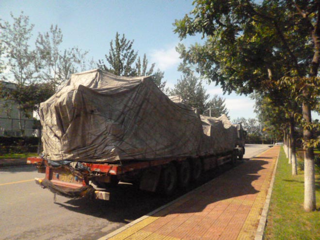 大型吊車叉車租賃,工廠搬遷,大型設備安裝吊裝移位,上樓下坑,搬運就位及150以上高空吊裝